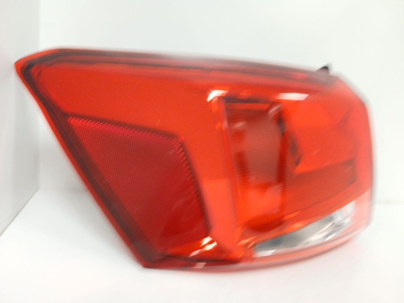 Recambio de piloto trasero izquierdo para seat arona (kj7, kjp) 1.0 tsi referencia OEM IAM   