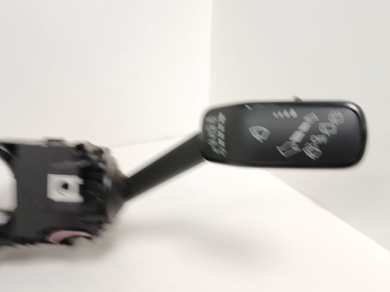 Recambio de mando limpia para seat arona (kj7, kjp) 1.0 tsi referencia OEM IAM 2Q1953507AE  