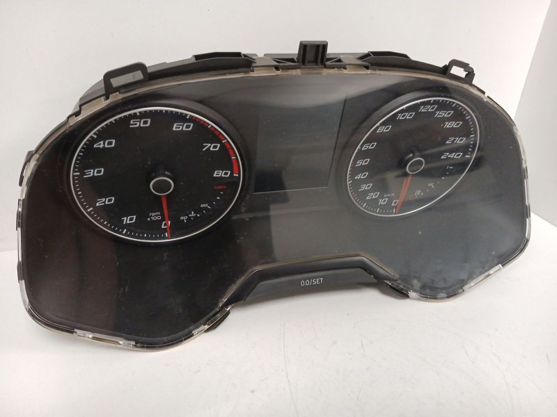 Recambio de cuadro instrumentos para seat arona (kj7, kjp) 1.0 tsi referencia OEM IAM A3C01070300  