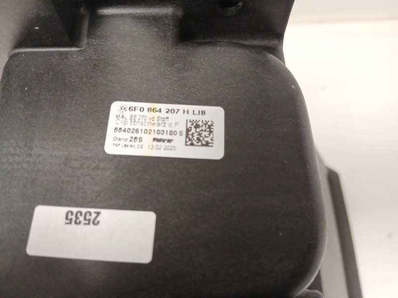 Recambio de consola central para seat arona (kj7, kjp) 1.0 tsi referencia OEM IAM 6F0864207H  