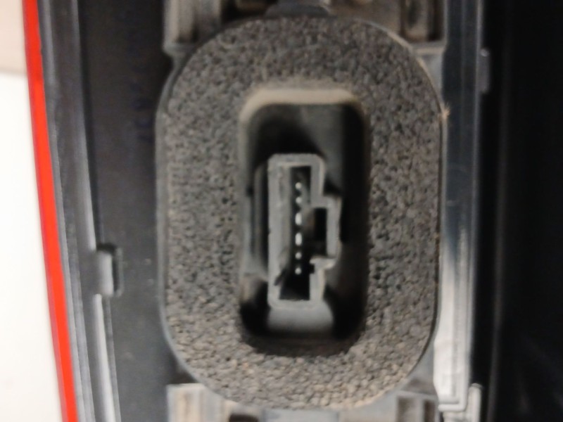 Recambio de piloto trasero izquierdo para peugeot partner tepee 1.6 hdi / bluehdi 75 referencia OEM IAM   