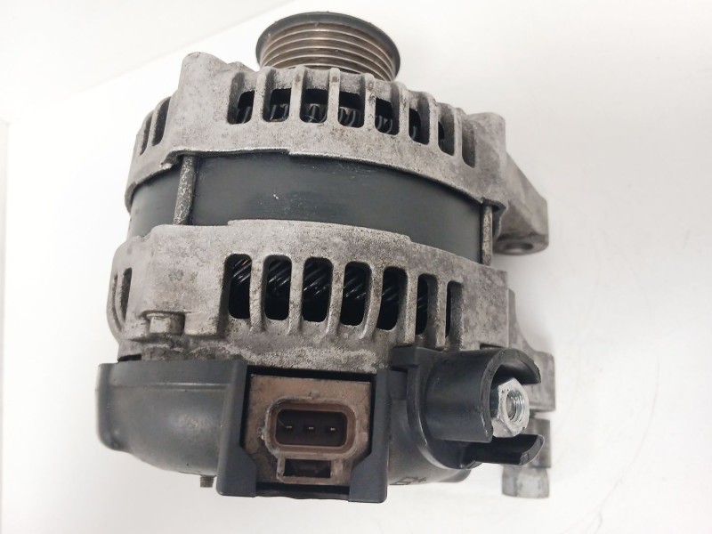 Recambio de alternador para ford focus ii (da_, hcp, dp) 1.6 tdci referencia OEM IAM LRA02815  