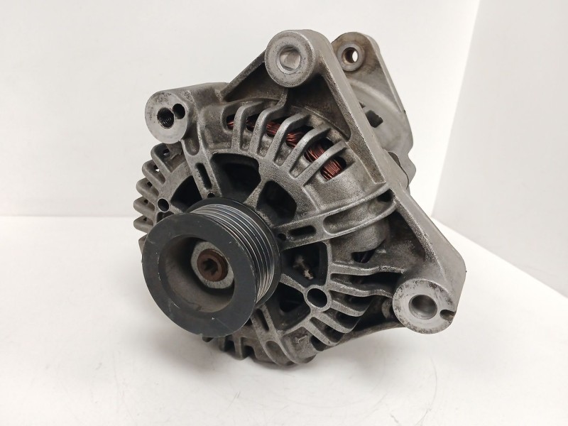 Recambio de alternador para bmw 3 (e46) 320 d referencia OEM IAM TG15C012 7789980A101 
