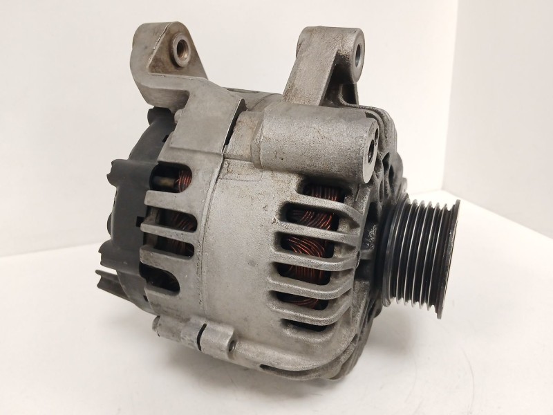 Recambio de alternador para bmw 3 (e46) 320 d referencia OEM IAM TG15C012 7789980A101 