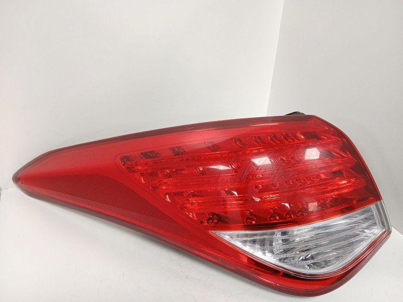 Recambio de piloto trasero izquierdo para hyundai i40 i (vf) 1.7 crdi referencia OEM IAM   