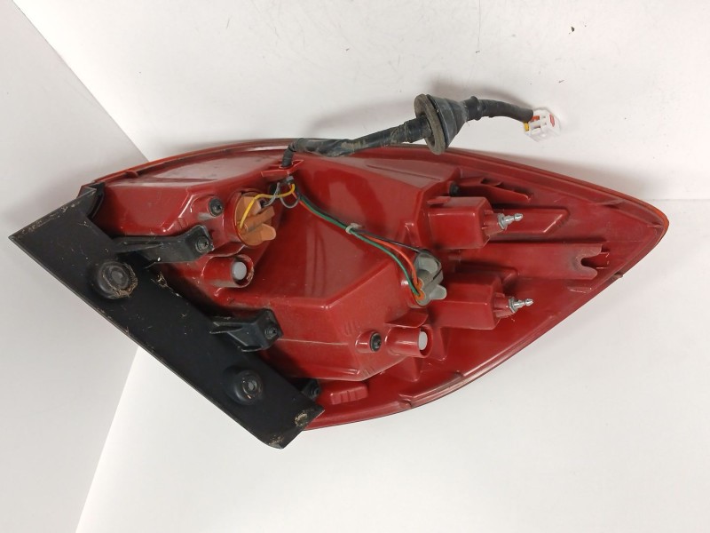 Recambio de piloto trasero derecho para kia cee´d (jd) 1.6 crdi 110 referencia OEM IAM   