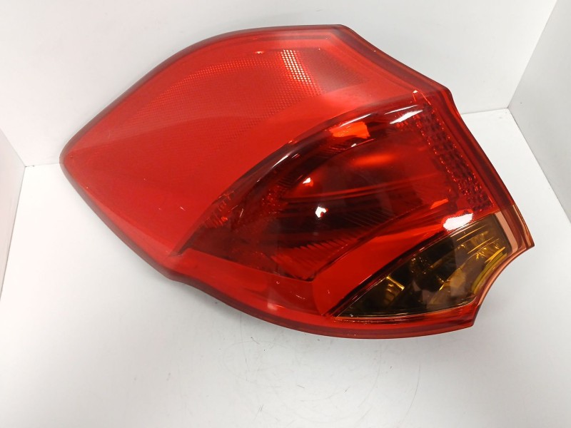 Recambio de piloto trasero izquierdo para kia cee´d (jd) 1.6 crdi 110 referencia OEM IAM   