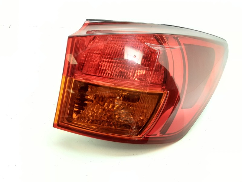 Recambio de piloto trasero derecho para lexus is200 (ds2/is2) 220d referencia OEM IAM   