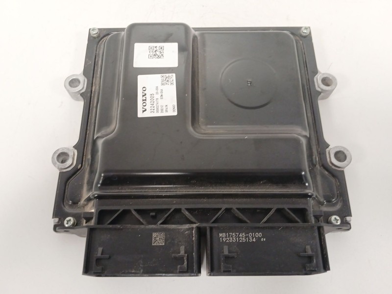 Recambio de centralita motor uce para volvo xc40 (536) d4 awd referencia OEM IAM 32242005 0000274176 