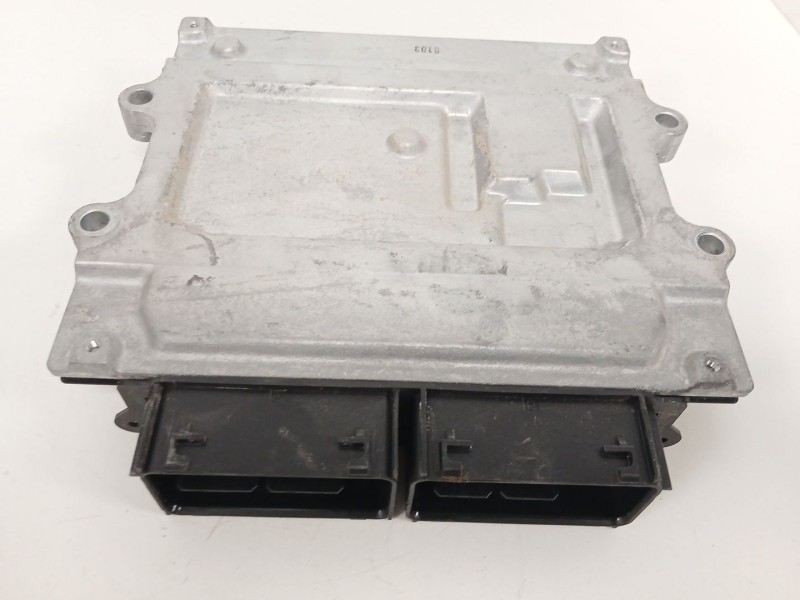 Recambio de centralita motor uce para volvo xc40 (536) d4 awd referencia OEM IAM 32242005 0000274176 