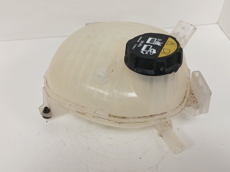 Recambio de deposito expansion para volvo xc40 (536) d4 awd referencia OEM IAM 31439768  