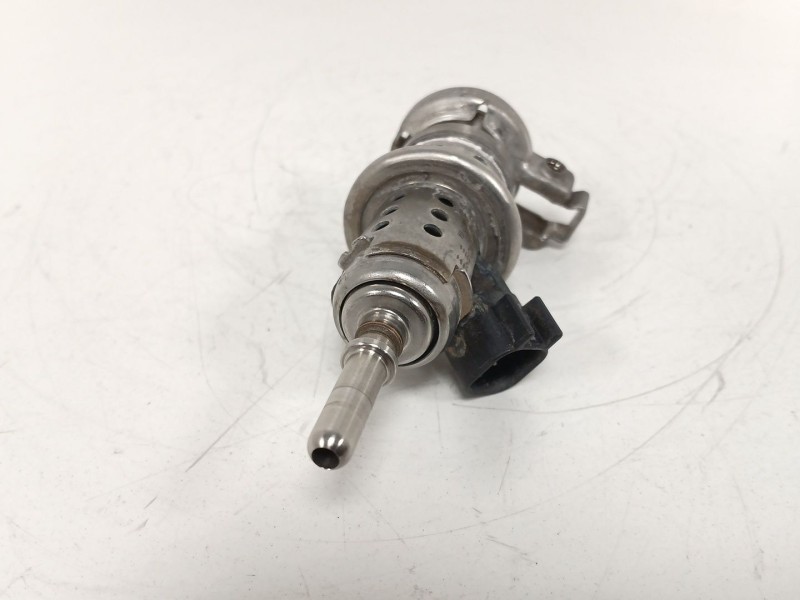 Recambio de inyector para volvo xc40 (536) d4 awd referencia OEM IAM   