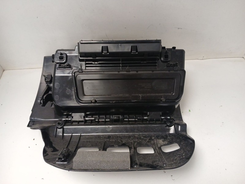 Recambio de guantera para volvo xc40 (536) d4 awd referencia OEM IAM   