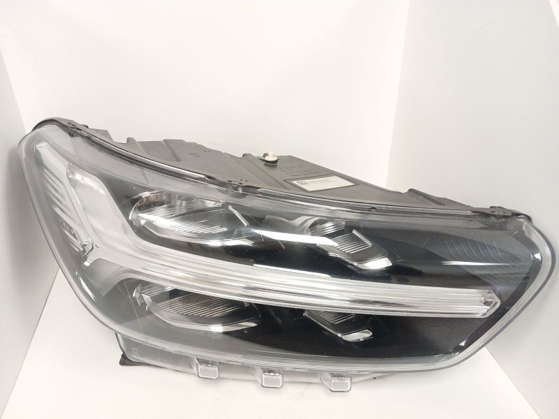 Recambio de faro derecho para volvo xc40 (536) d4 awd referencia OEM IAM 32293923  