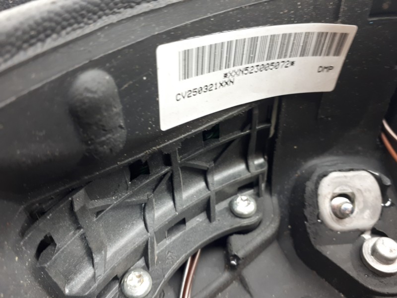 Recambio de volante para opel tigra twin top cosmo referencia OEM IAM CV250321XXN  