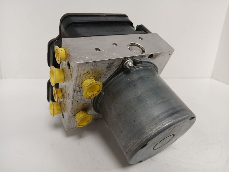 Recambio de abs para volvo xc40 (536) d4 awd referencia OEM IAM 31445741  