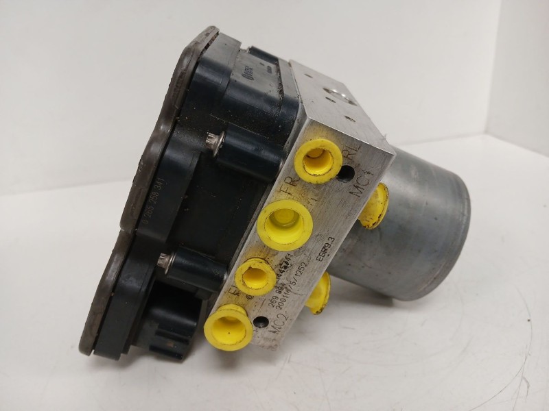 Recambio de abs para volvo xc40 (536) d4 awd referencia OEM IAM 31445741  