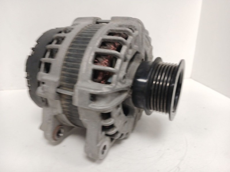 Recambio de alternador para volvo xc40 (536) d4 awd referencia OEM IAM 30659580  