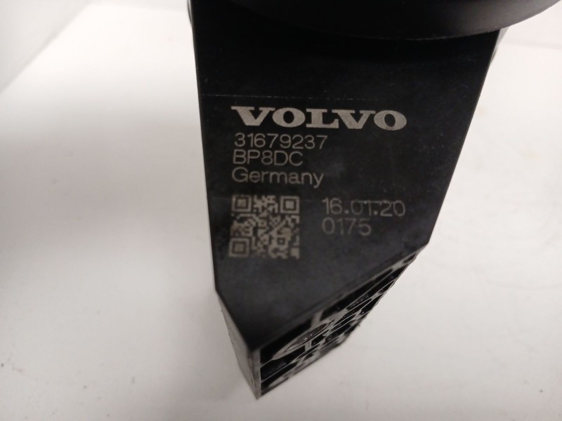 Recambio de filtro gasoil para volvo xc40 (536) d4 awd referencia OEM IAM 31679237  