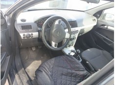 opel astra h (a04) del año 2009