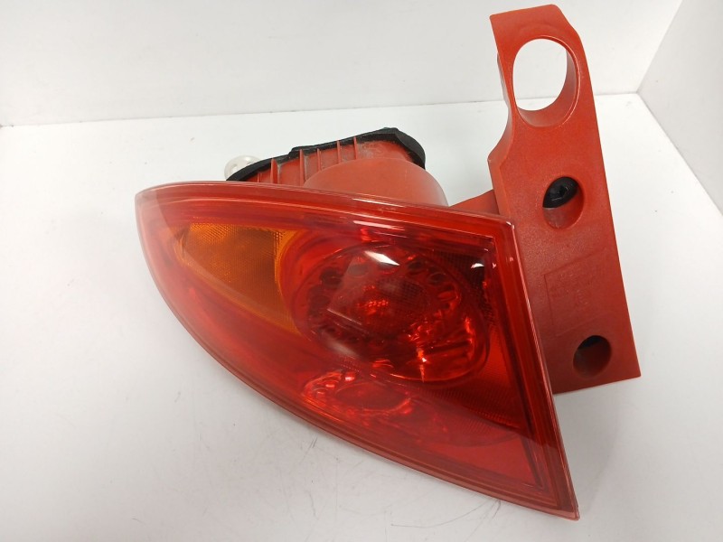 Recambio de piloto trasero izquierdo para seat leon (1p1) 2.0 tdi referencia OEM IAM   