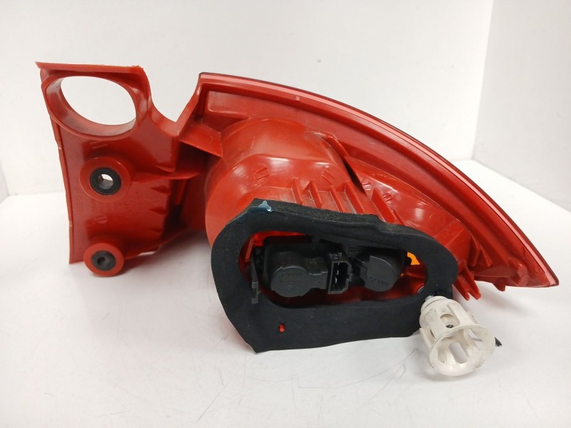 Recambio de piloto trasero izquierdo para seat leon (1p1) 2.0 tdi referencia OEM IAM   