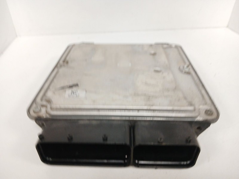 Recambio de centralita motor uce para seat leon (1p1) 2.0 tdi referencia OEM IAM 03G906016AJ EDC1U1 0281011730