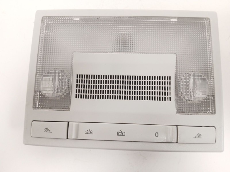 Recambio de luz interior para seat leon (1p1) 2.0 tdi referencia OEM IAM   