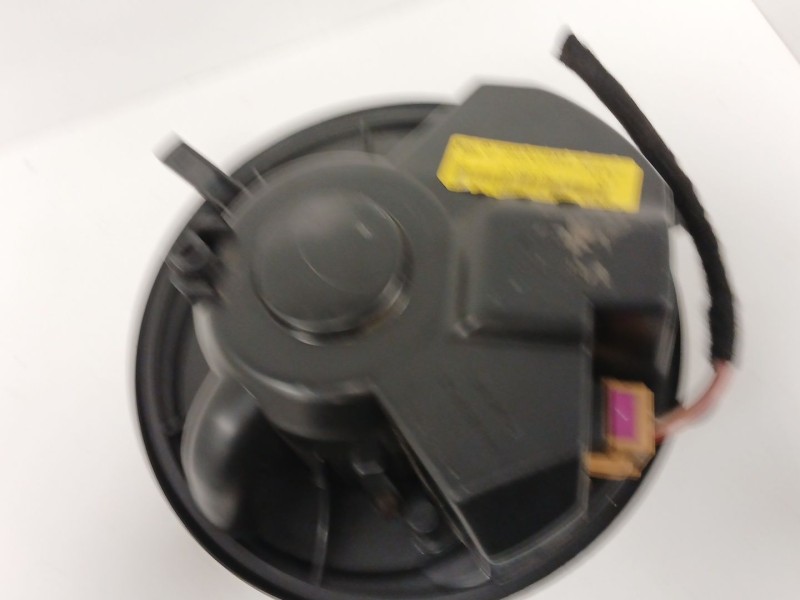 Recambio de motor calefaccion para seat leon (1p1) 2.0 tdi referencia OEM IAM 1K1820015C  