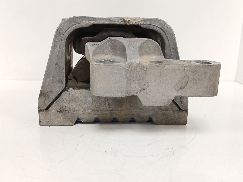 Recambio de soporte motor derecho para seat leon (1p1) 2.0 tdi referencia OEM IAM   