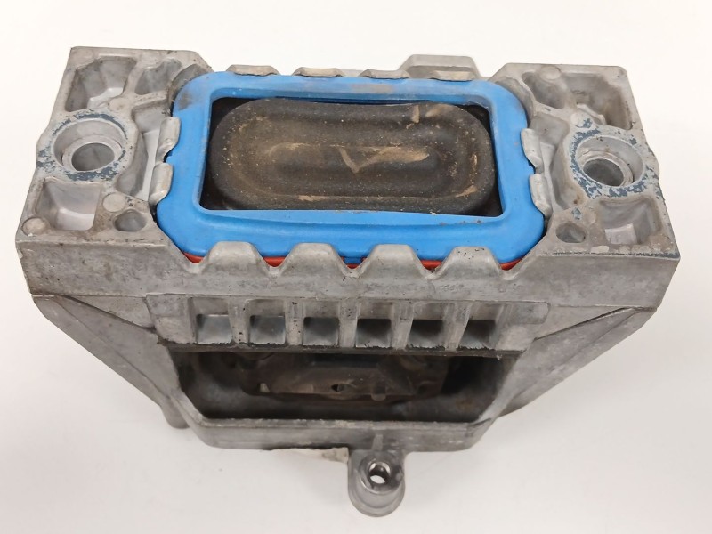 Recambio de soporte motor derecho para seat leon (1p1) 2.0 tdi referencia OEM IAM   