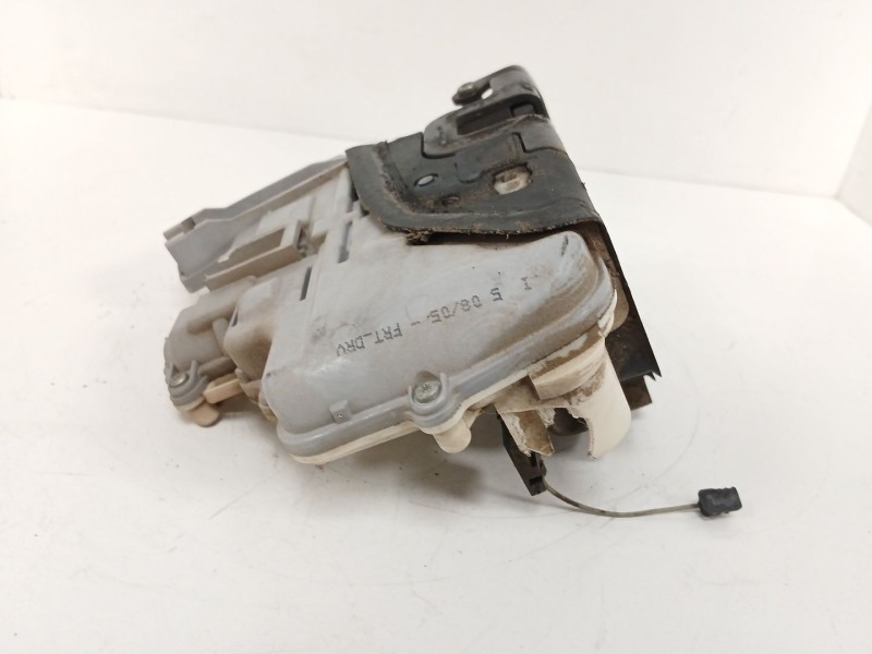 Recambio de cerradura puerta delantera izquierda para seat leon (1p1) 2.0 tdi referencia OEM IAM 1P1837015  