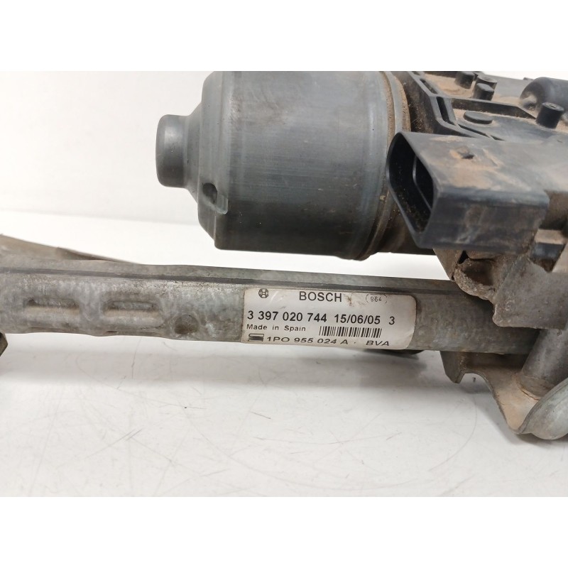 Recambio de motor limpia delantero para seat leon (1p1) 2.0 tdi referencia OEM IAM 1P0955120 0390241921 