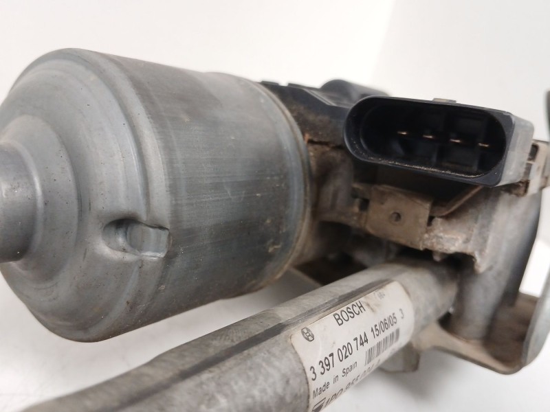 Recambio de motor limpia delantero para seat leon (1p1) 2.0 tdi referencia OEM IAM 1P0955120 0390241921 