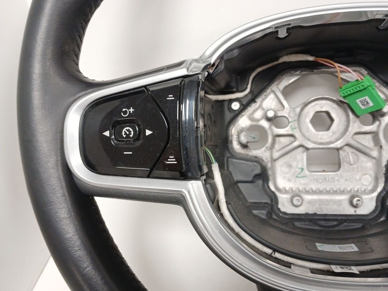 Recambio de volante para volvo s90 ii (234) d4 referencia OEM IAM 31407813  