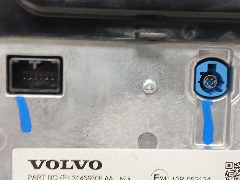 Recambio de pantalla multifuncion para volvo s90 ii (234) d4 referencia OEM IAM 31456506 31654030 