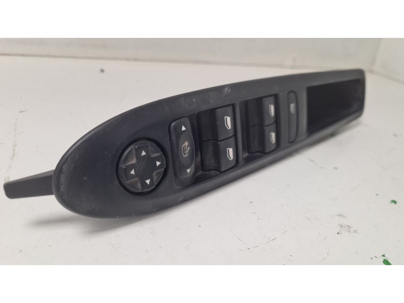 Recambio de mando elevalunas delantero izquierdo para citroën c4 ii (nc_) 1.6 bluehdi 115 referencia OEM IAM   