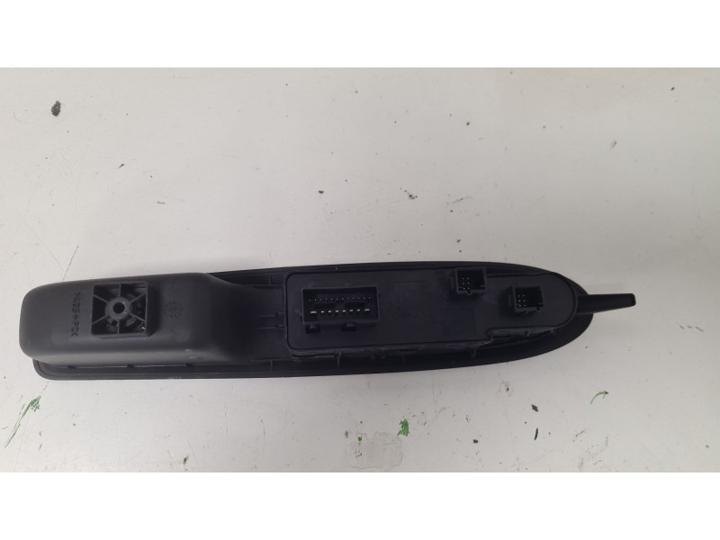 Recambio de mando elevalunas delantero izquierdo para citroën c4 ii (nc_) 1.6 bluehdi 115 referencia OEM IAM   