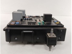 Recambio de caja reles / fusibles para volvo s90 ii (234) d4 referencia OEM IAM 31473772   2