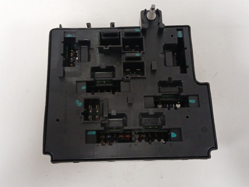 Recambio de caja reles / fusibles para volvo s90 ii (234) d4 referencia OEM IAM 31473772  