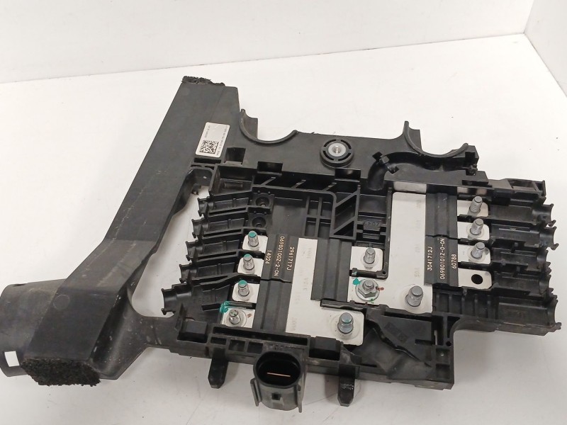 Recambio de caja reles / fusibles para volvo s90 ii (234) d4 referencia OEM IAM   
