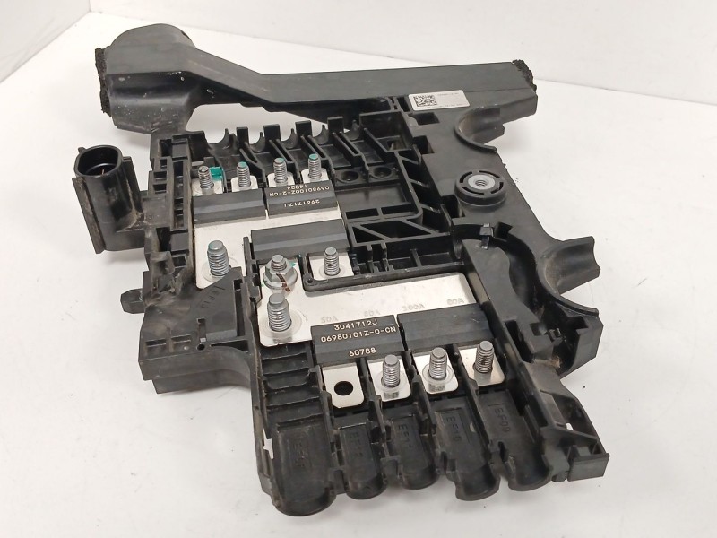 Recambio de caja reles / fusibles para volvo s90 ii (234) d4 referencia OEM IAM   