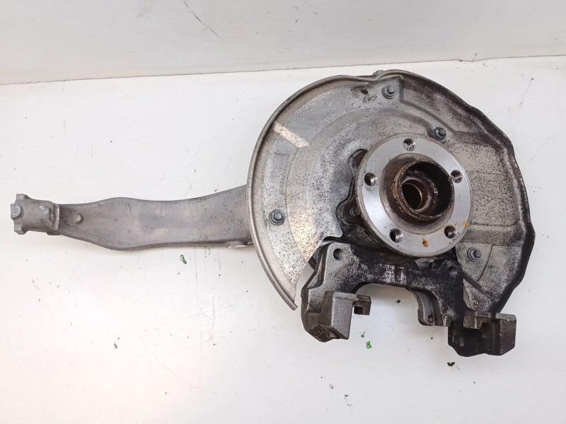 Recambio de mangueta delantera izquierda para volvo s90 ii (234) d4 referencia OEM IAM 31682225  