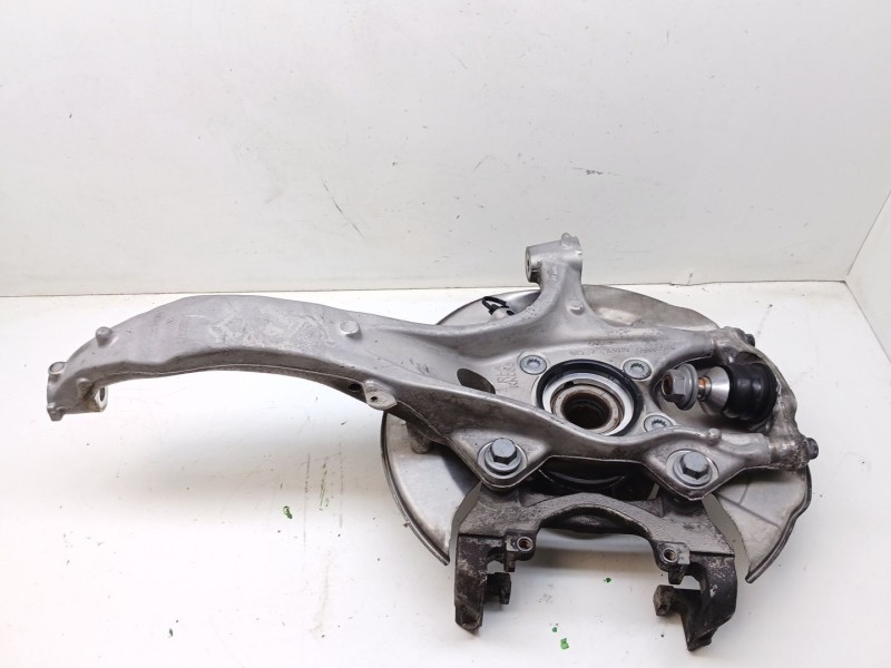 Recambio de mangueta delantera derecha para volvo s90 ii (234) d4 referencia OEM IAM 31682226  