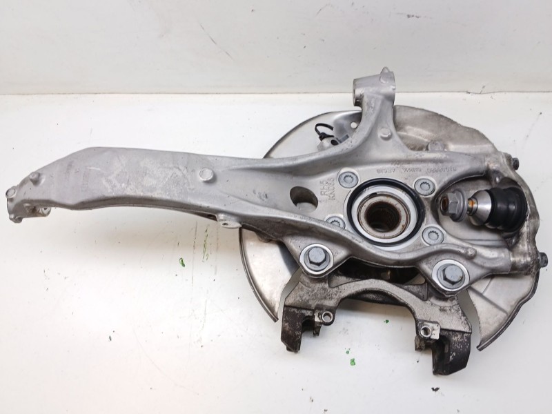 Recambio de mangueta delantera derecha para volvo s90 ii (234) d4 referencia OEM IAM 31682226  