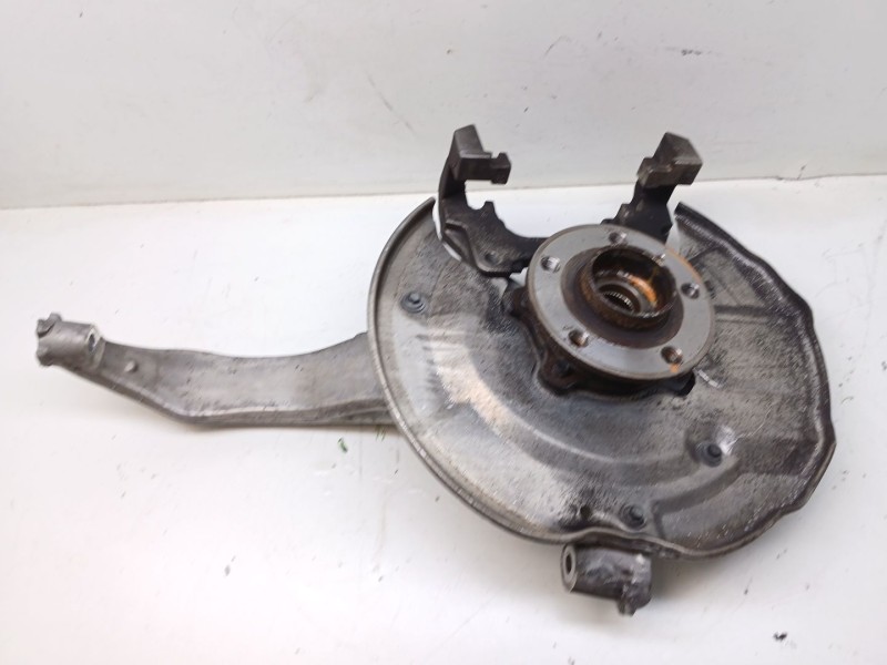 Recambio de mangueta delantera derecha para volvo s90 ii (234) d4 referencia OEM IAM 31682226  