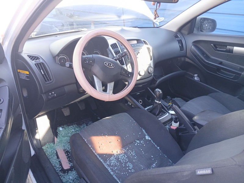 kia cee´d hatchback (ed) del año 2011