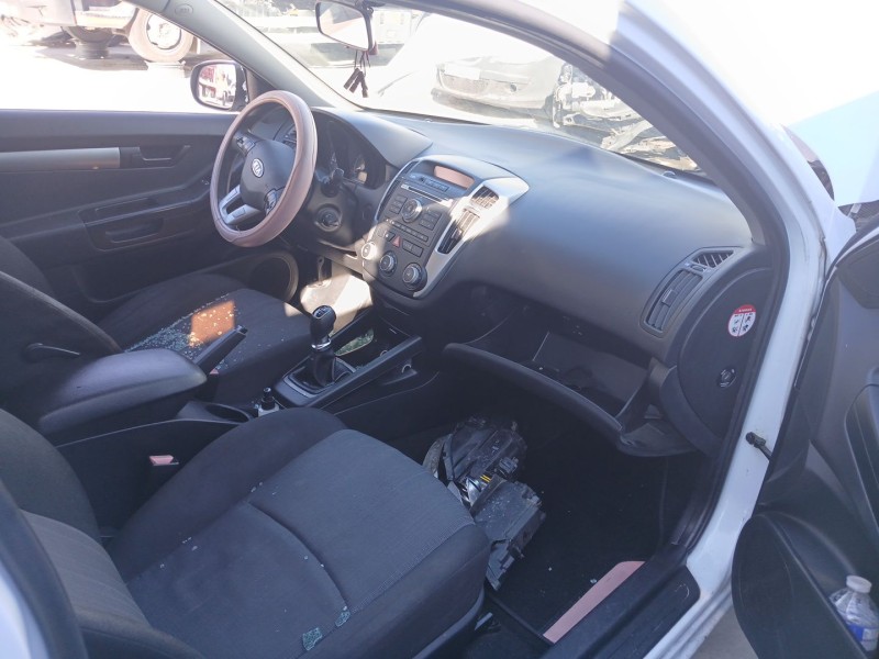 kia cee´d hatchback (ed) del año 2011