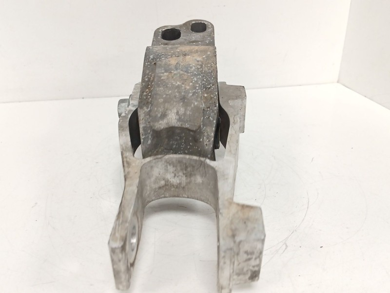 Recambio de soporte motor trasero para volvo xc40 (536) d4 awd referencia OEM IAM 32137250  