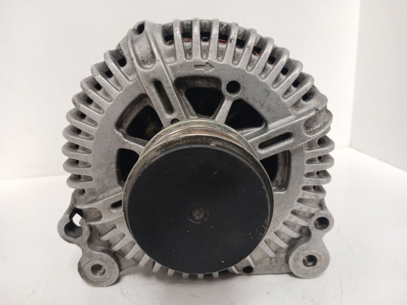 Recambio de alternador para volkswagen passat b6 (3c2) 2.0 tdi referencia OEM IAM 021903026L TG17C019 